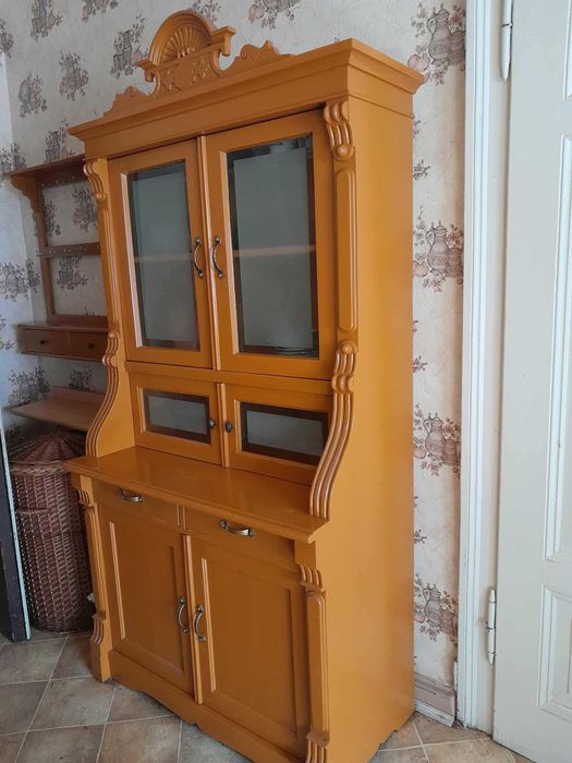 120 letni kredens kuchenny z półką wiszącą