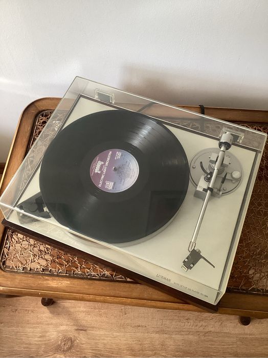 Gramofon Luxman PD-284