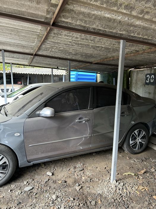Продам мазду 3 2004