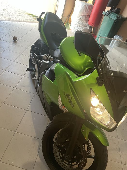 Kawasaki Ninja 400R
