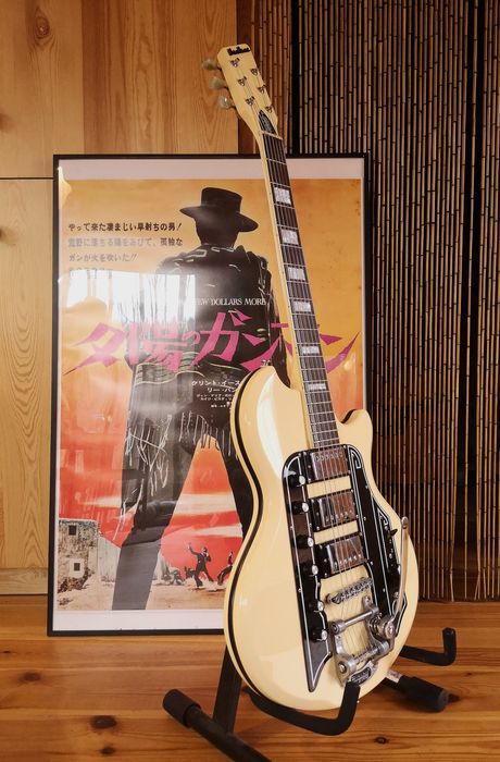 Eastwood Airline '59 Town & Country Deluxe