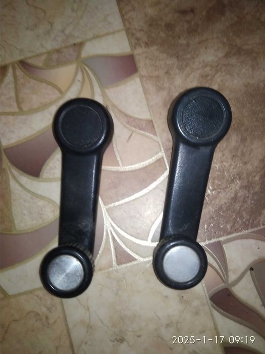 Дверні ручки до авто Мазда