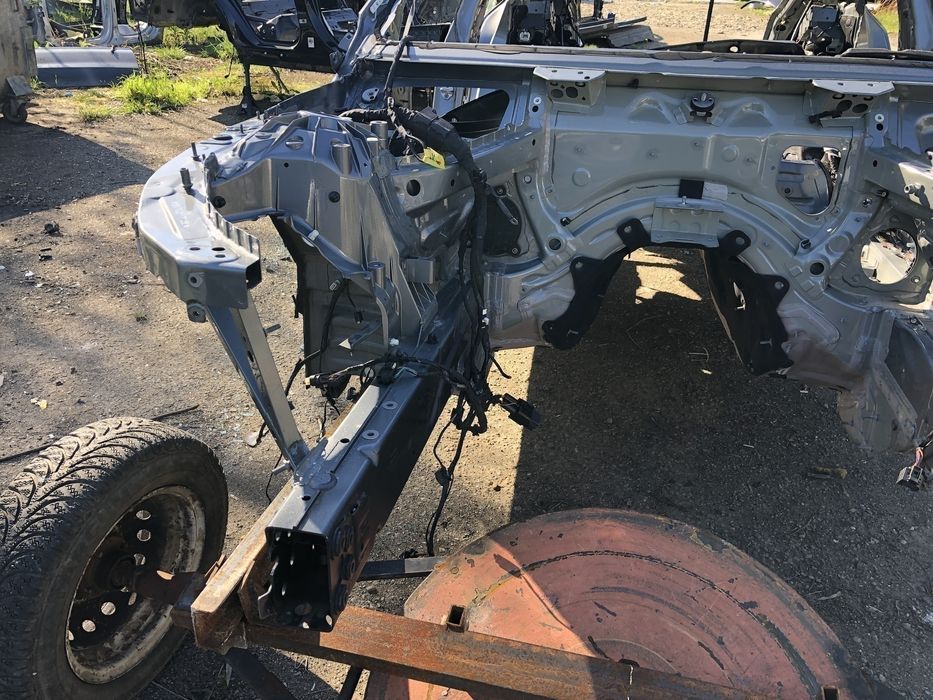 Чверть передня права BMW i4 G26 колір C4W 2020-