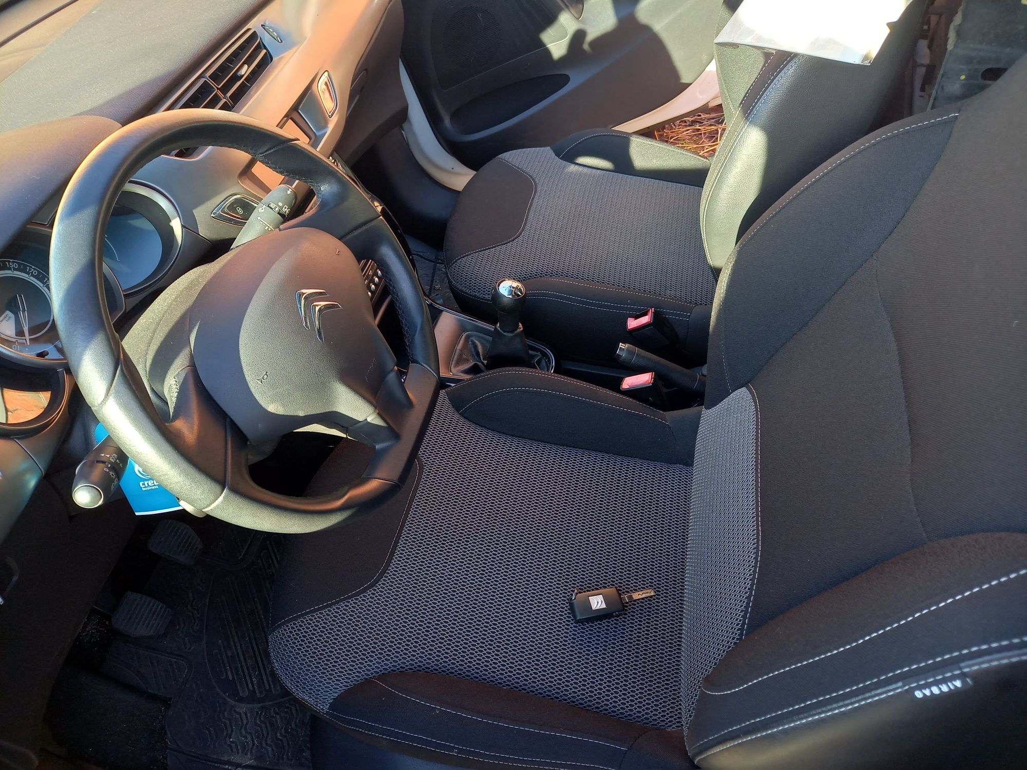 Citroën C3 2014 acidentado