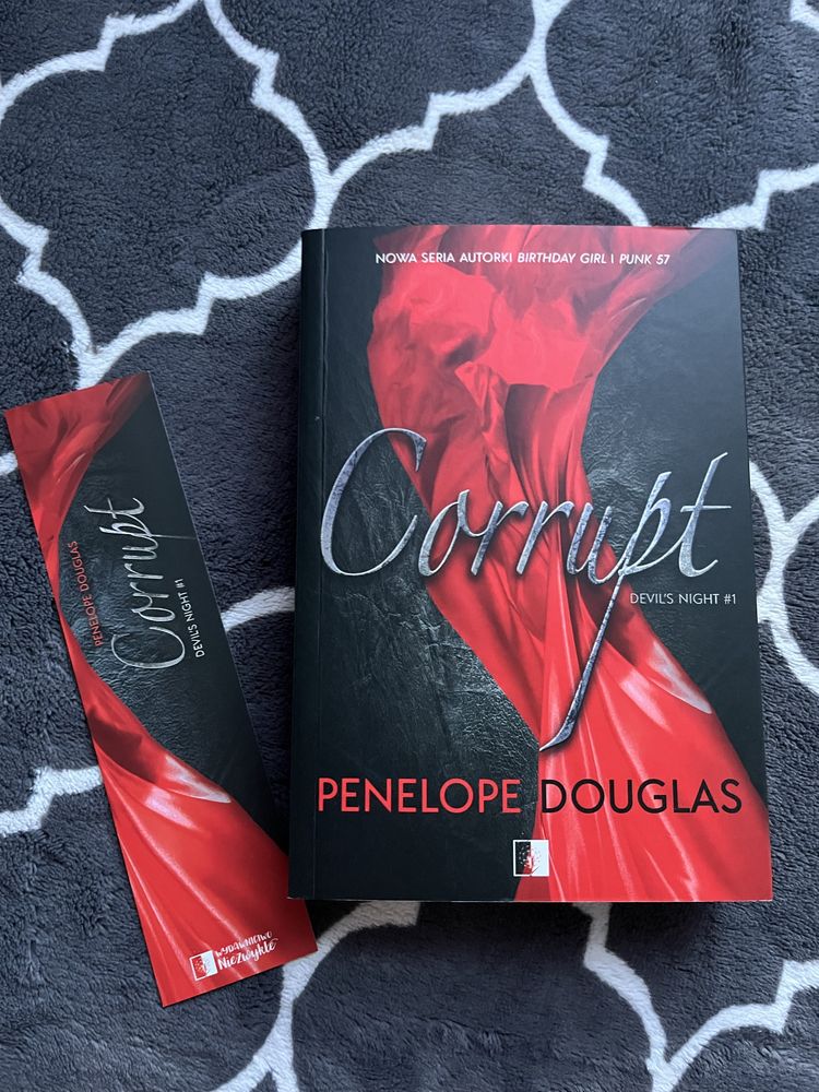 Książka „Corrupt” Penelope Douglas