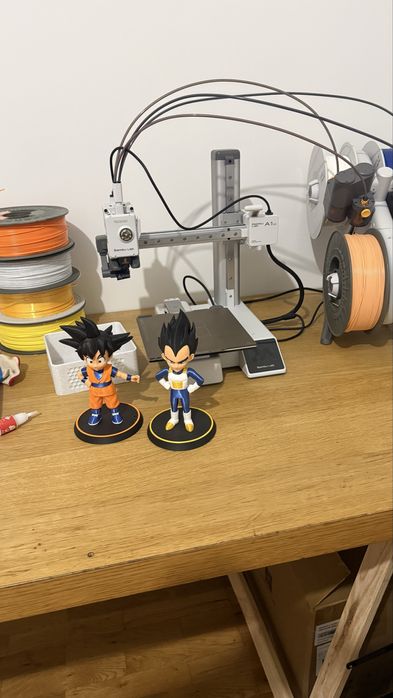 Impresorra 3D Bambu lab A1 mini combo 3meses de uso