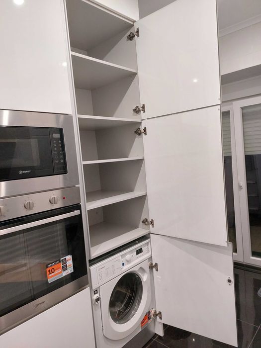 Móvel cozinha + electrodomésticos novos