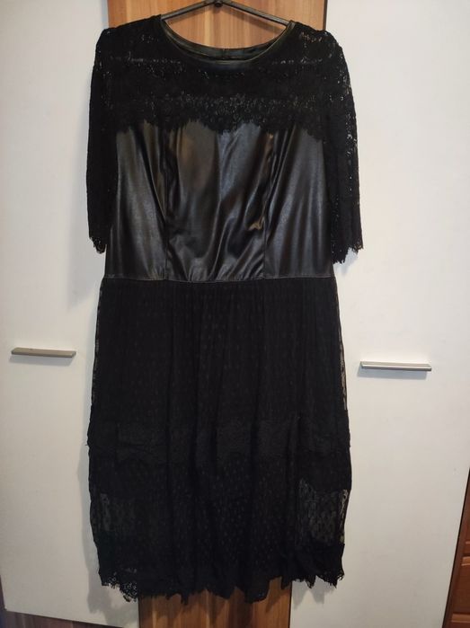 Жіноча святкова сукня