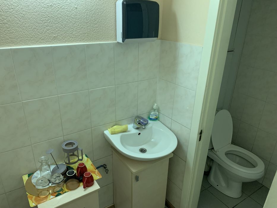 Продаж приміщення 102 кв.м. поруч з проспектом Соборним