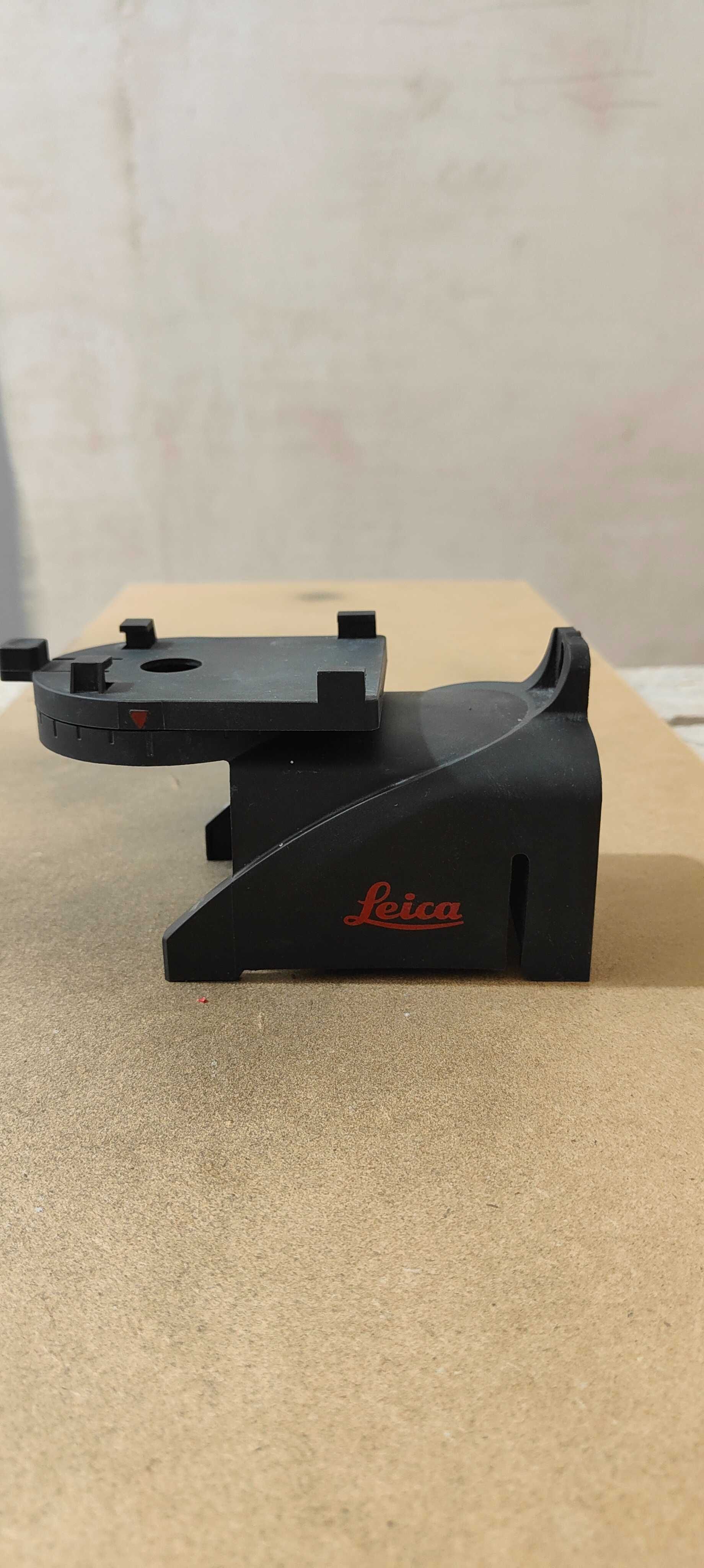 Кронштейн для лазерного уровня Leica Lino б/у