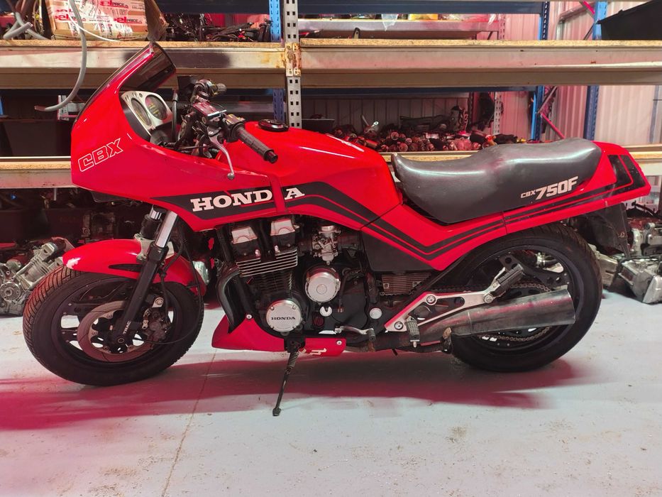 HONDA CBX 750 na części .Na poszczególne części.