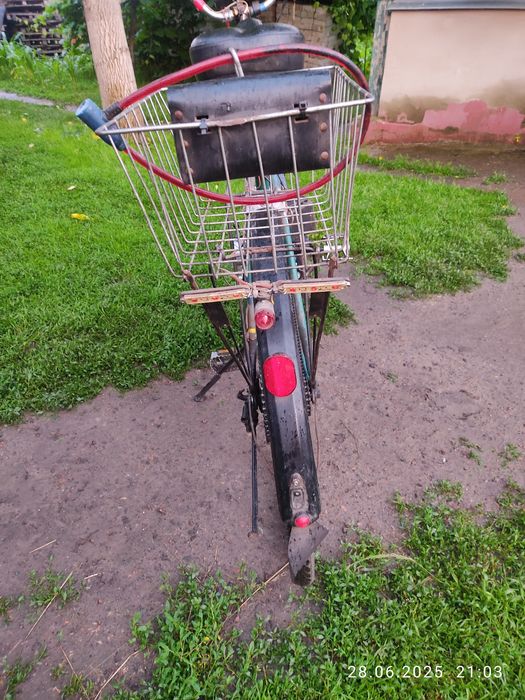 Мопед саморобний з велосипеда з двигуном