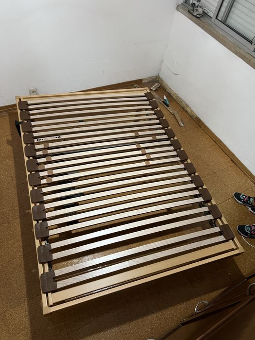 Cama de casal articulada