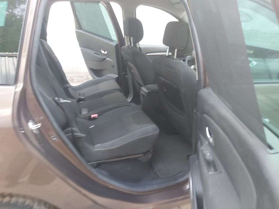 Renault megane scenic 2010