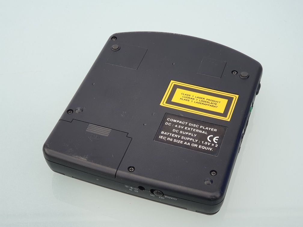 Odtwarzacz CD discman Dik 1999 vintage