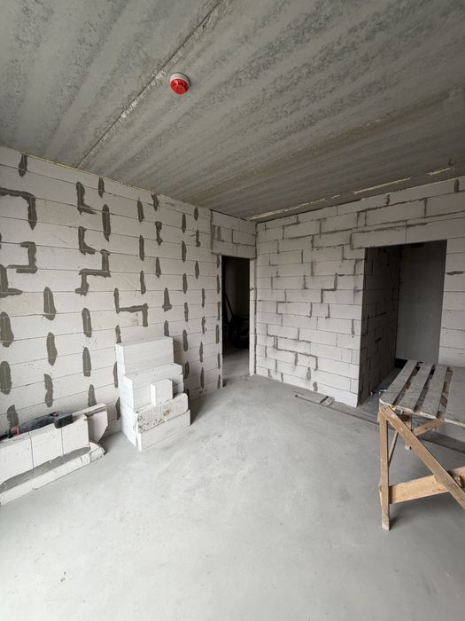 Продаж 2к квартири з терасою