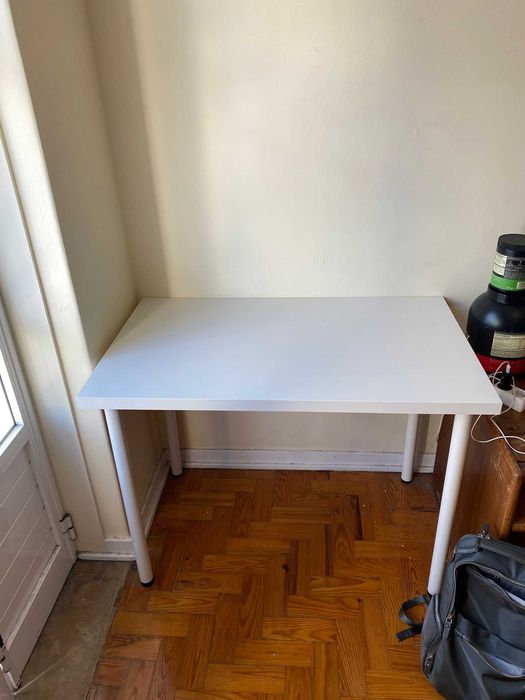 Secretária 100x60cm