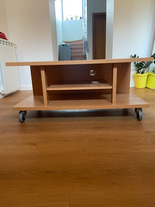 Mesas de TV com rodas