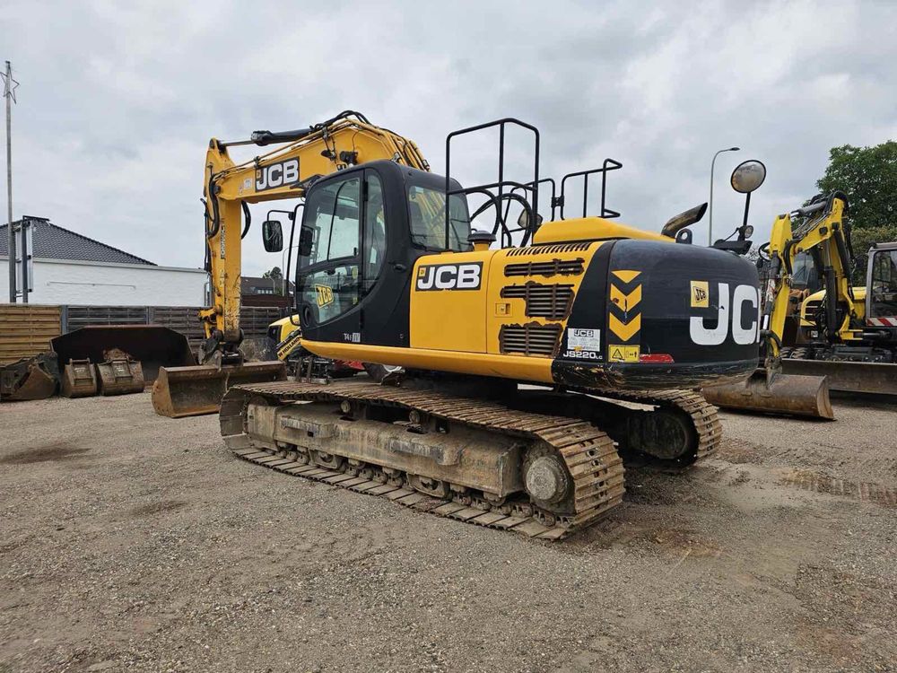 Екскаватор JCB 22