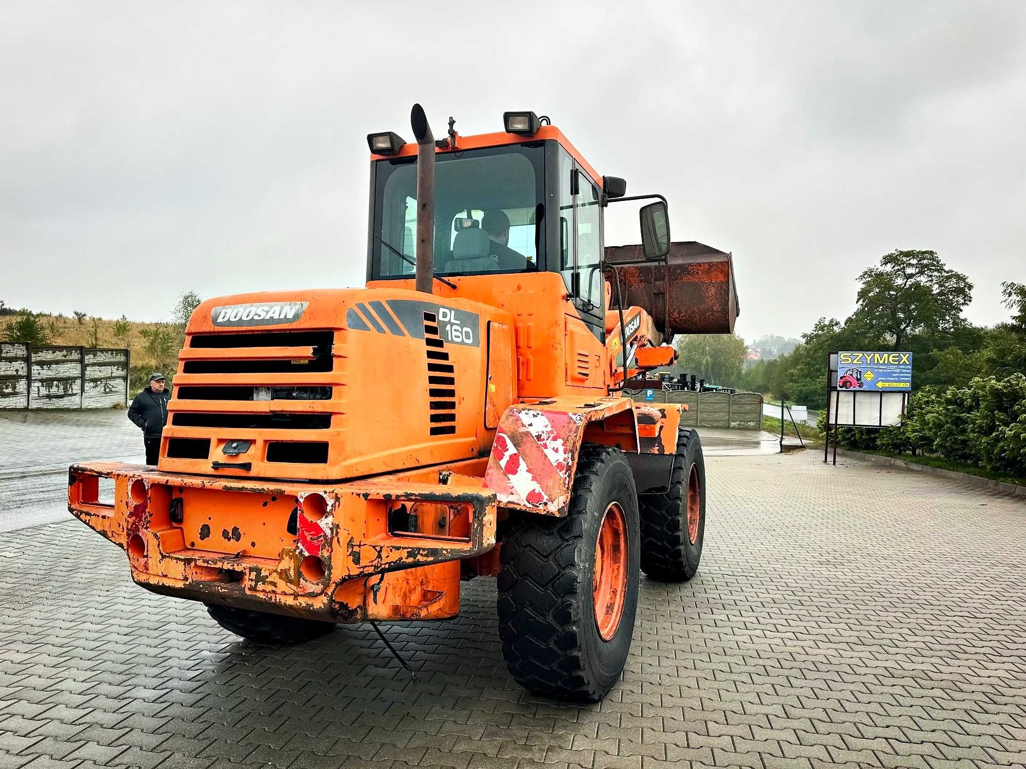 ładowarka czołowa DOOSAN DL160 waga 9000kg kamera CUMMINS 2040mtg 2010