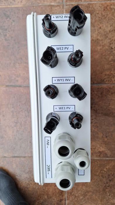 2 szt Rozdzielnica fotowoltaiczna PV 2x8 AC DC 1000V T2 2 stringi MC4