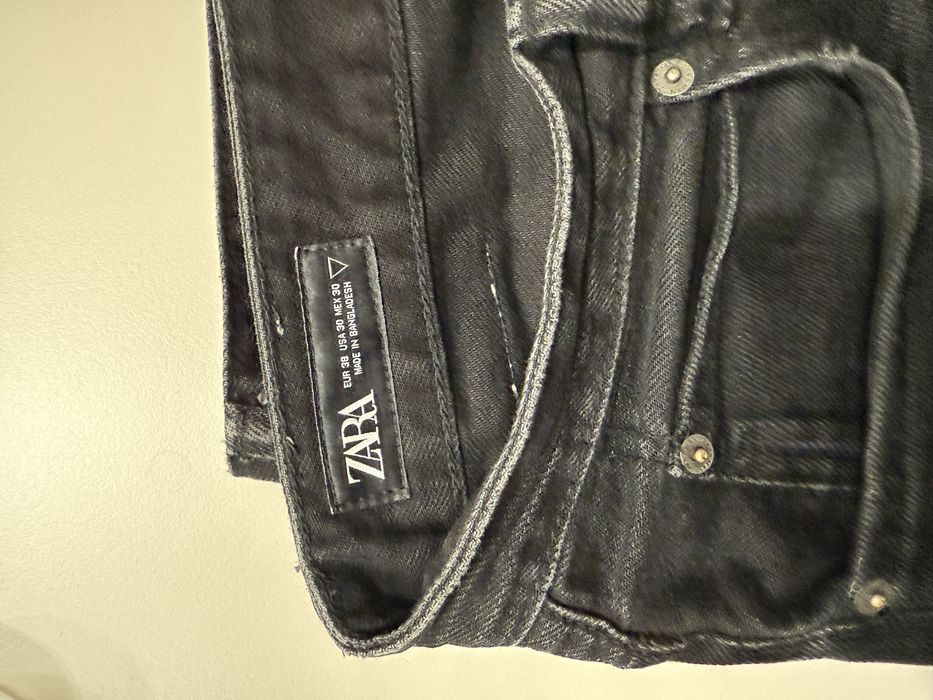 Джинсы чернык мужские Zara зара