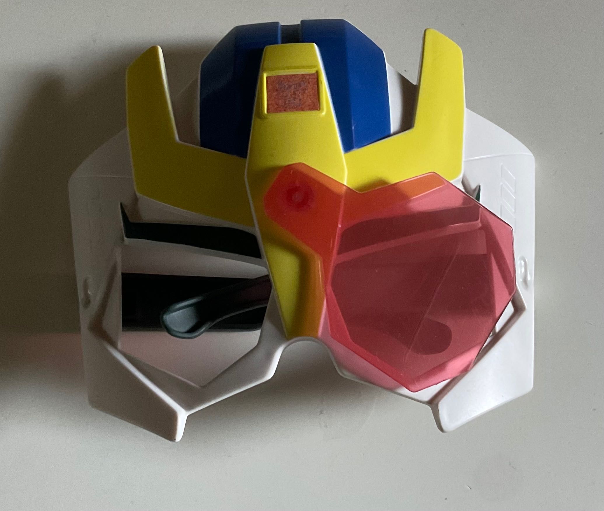 Hasbro Maska okulary"Transformers" Strongarm z McDonald's 2016