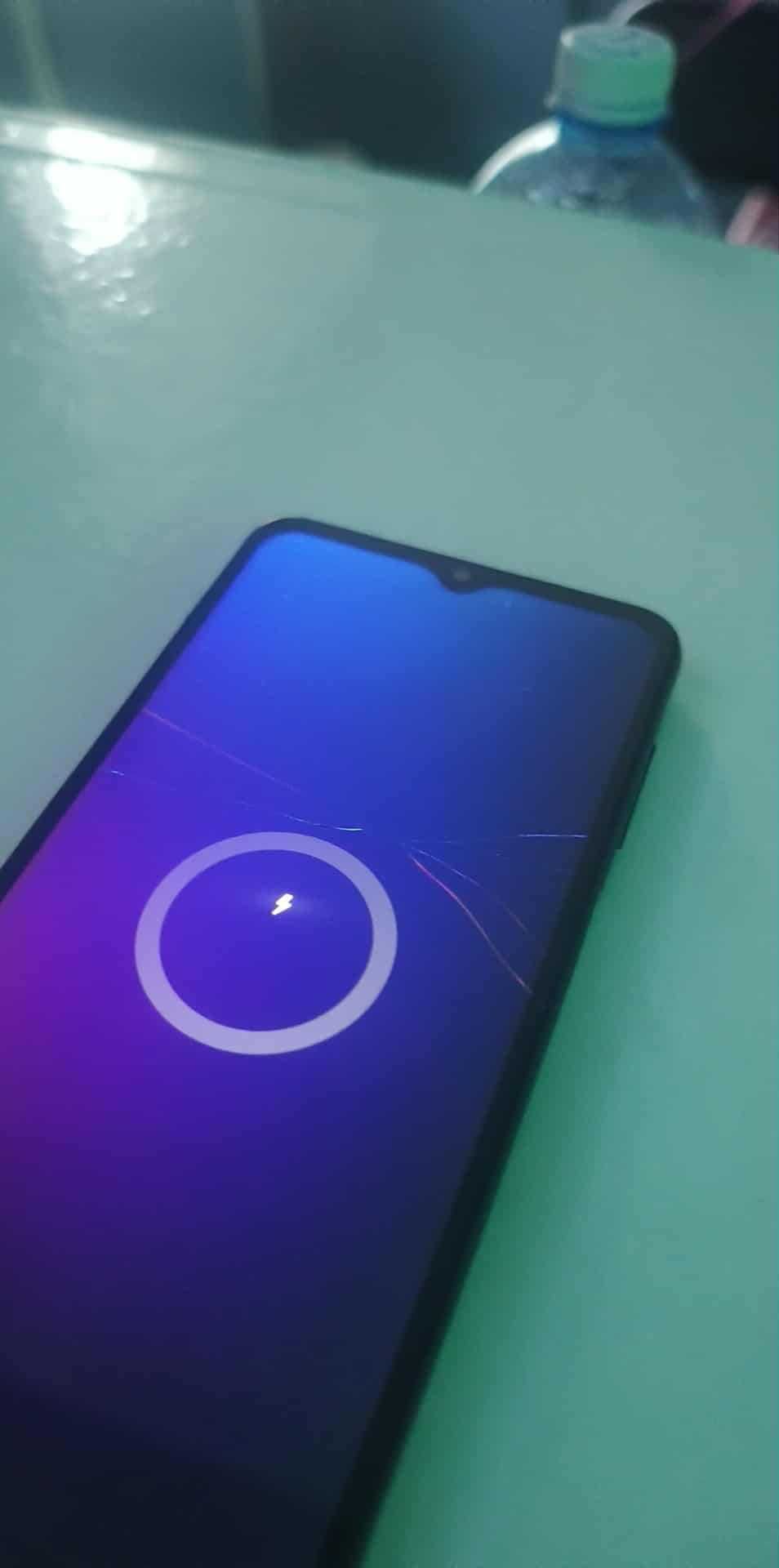 Продам телефон Samsung M12