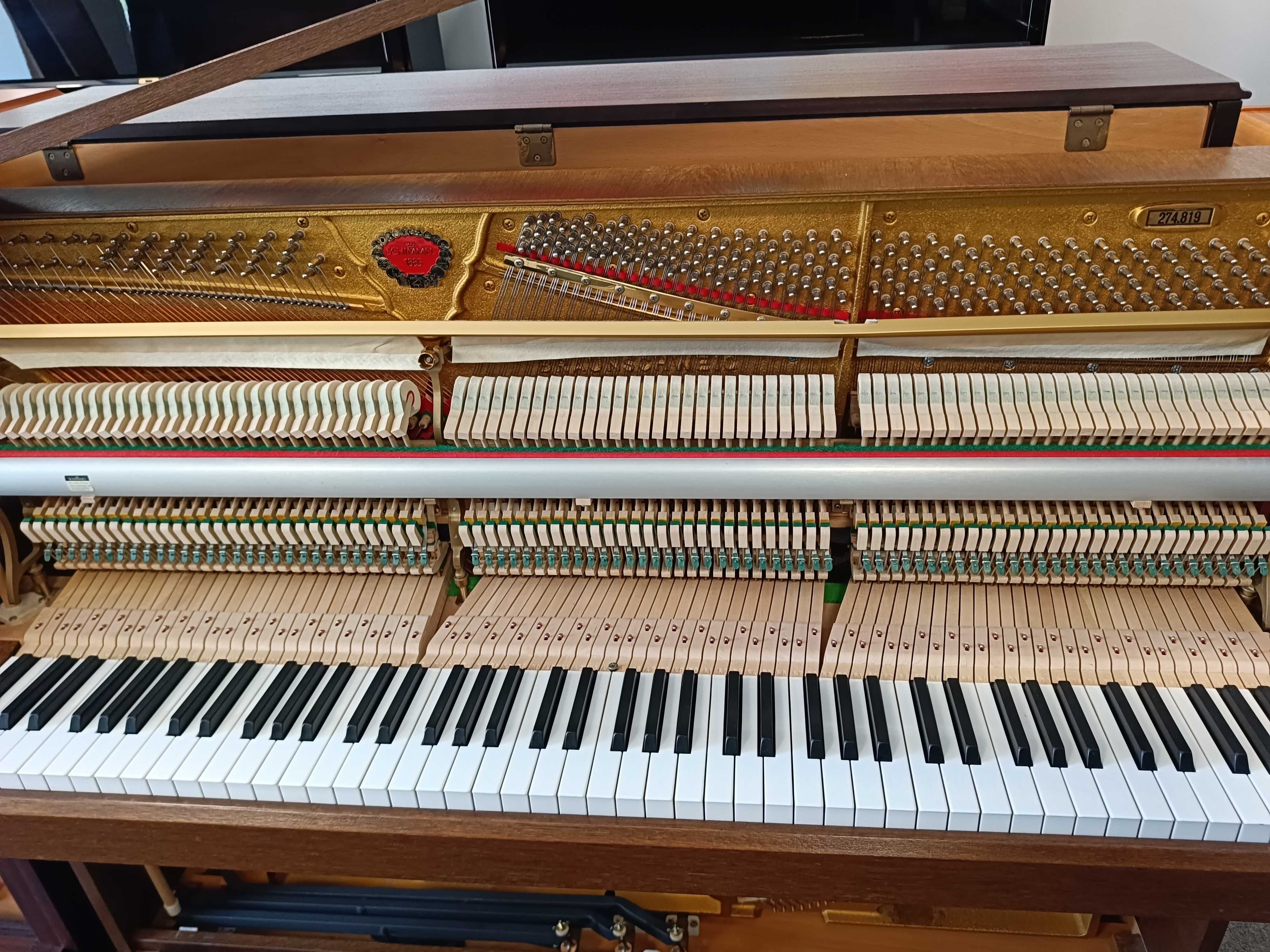 Eleganckie pianino Schimmel – niemiecka jakość