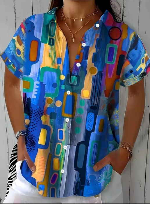 Яркая блузка под любой образ