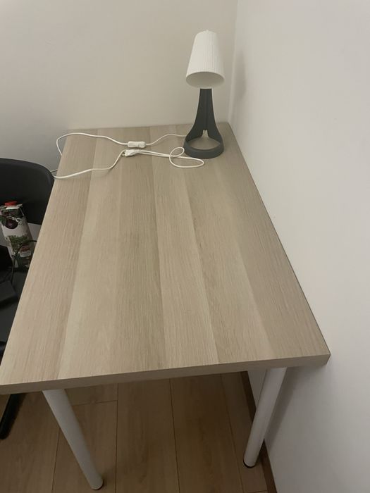 Mesas de Quarto (100x60)cm  Quantidade:(3)