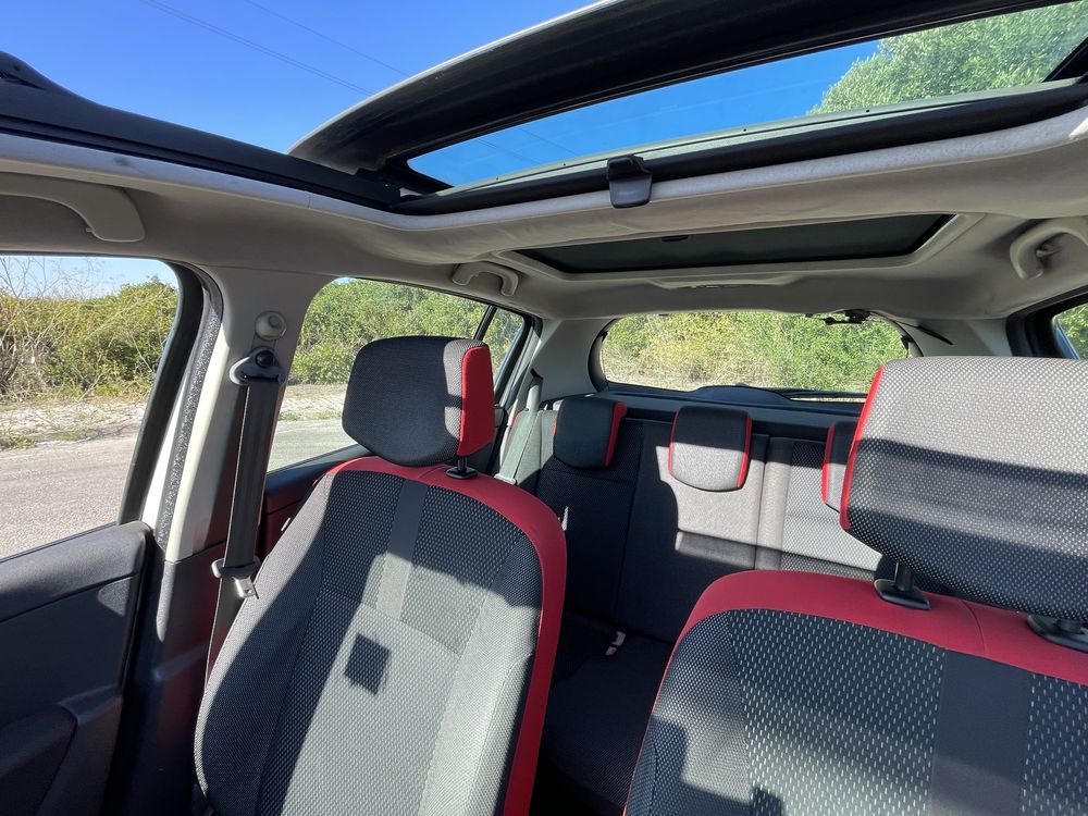 Renault clio 1.2 16v ripcurl full extras