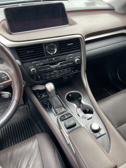 Lexus RX350L 3.5 бензин 7 місць як нова машина 2019