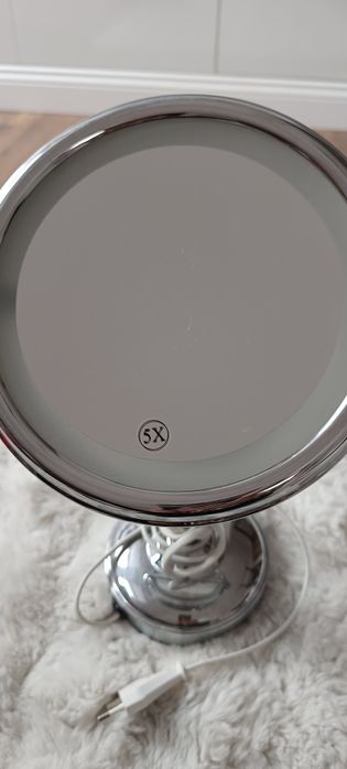 Lusterko podświetlane N°7