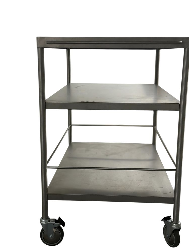 Carrinnho mesa aço inox com  rodas rubusto otimo