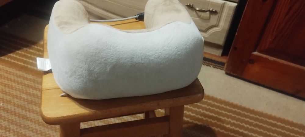 Масажер для шиї новий,6 режимів масажу ціна 300 грн