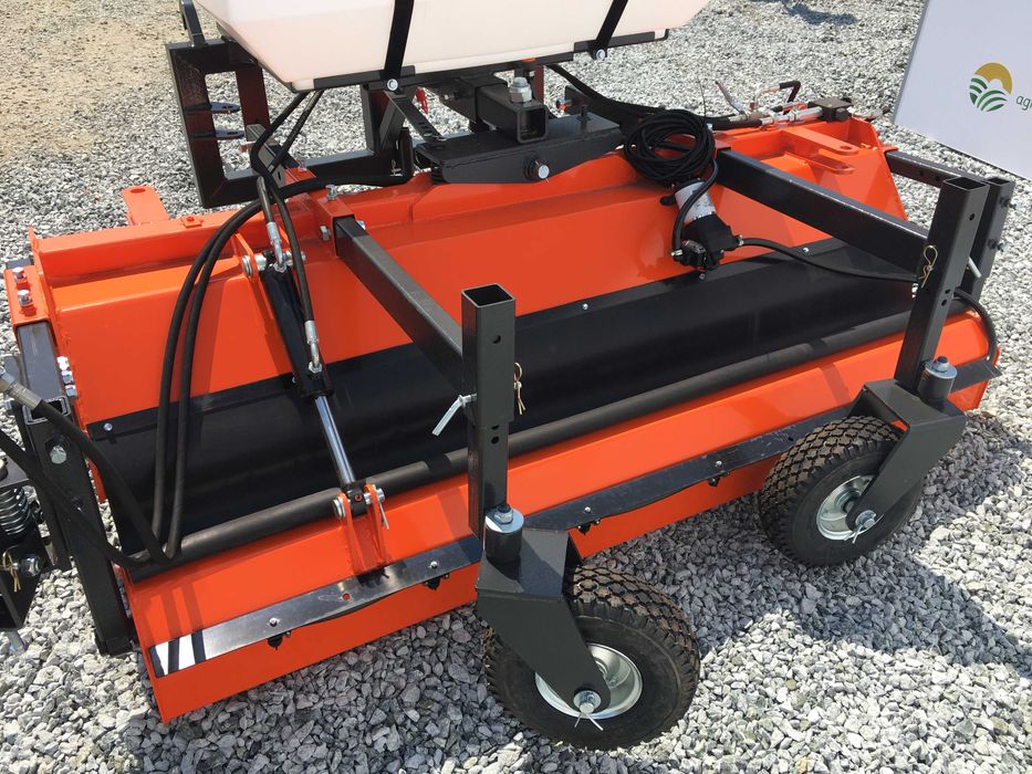 Zamiatarka 2,0m hydrauliczna szczotka do ciągnika Metal-Technik