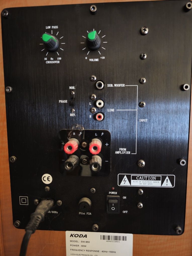 Głośnik: subwoofer koda, głośniki M audio, amplituner teac