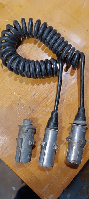 Спіральний кабель прицепа