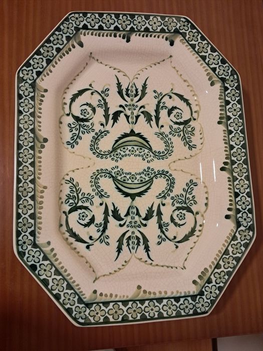 Travessa antiga pintafa à mão