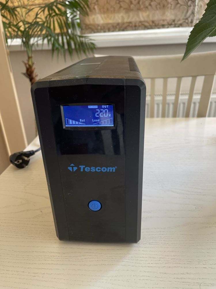 ИБП Безперебойник tescom leo + 1200 va