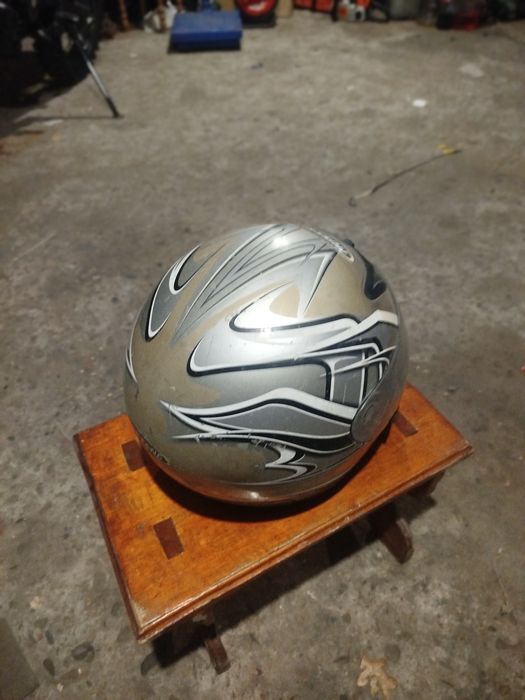!! Срочно продам шлем !!