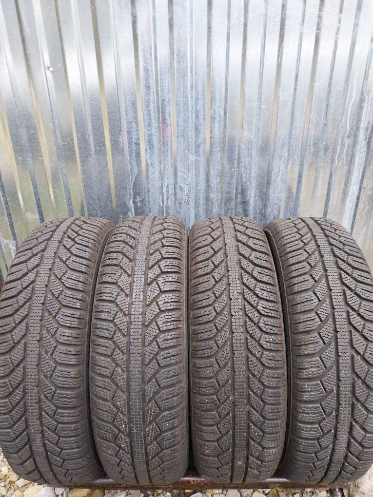 Opony zimowe Semperit MASTER-GRIP 2 165/60R15 77T 2020