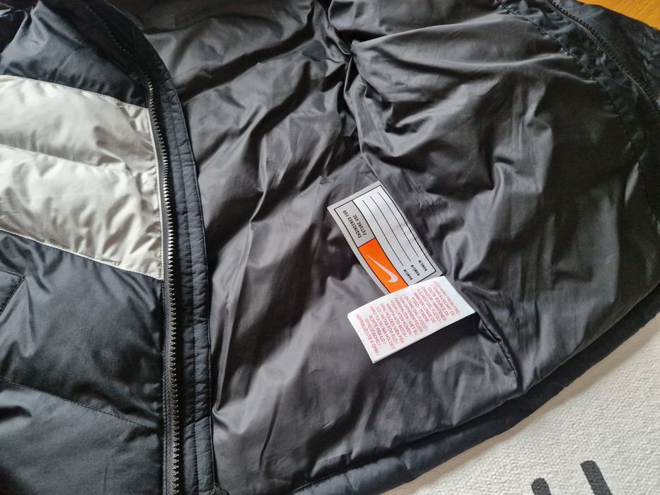 Kurtka zimowa Nike Sportswear rozmiar 128-137