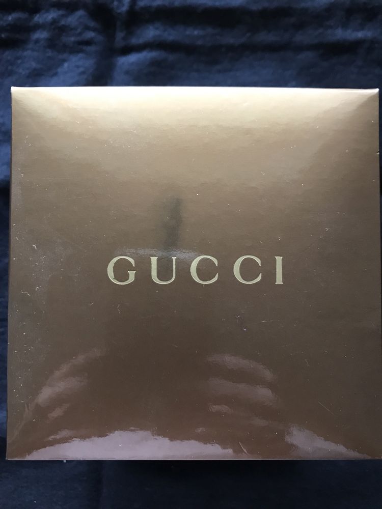 Relogio Gucci, com caixa, como novo