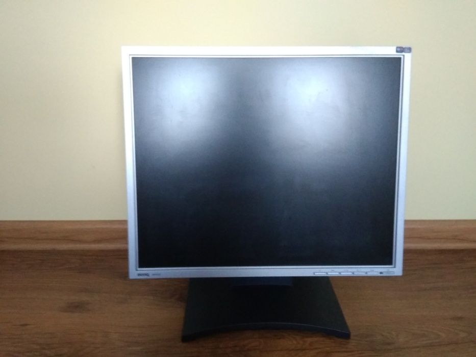 Monitor Benq 19 cali