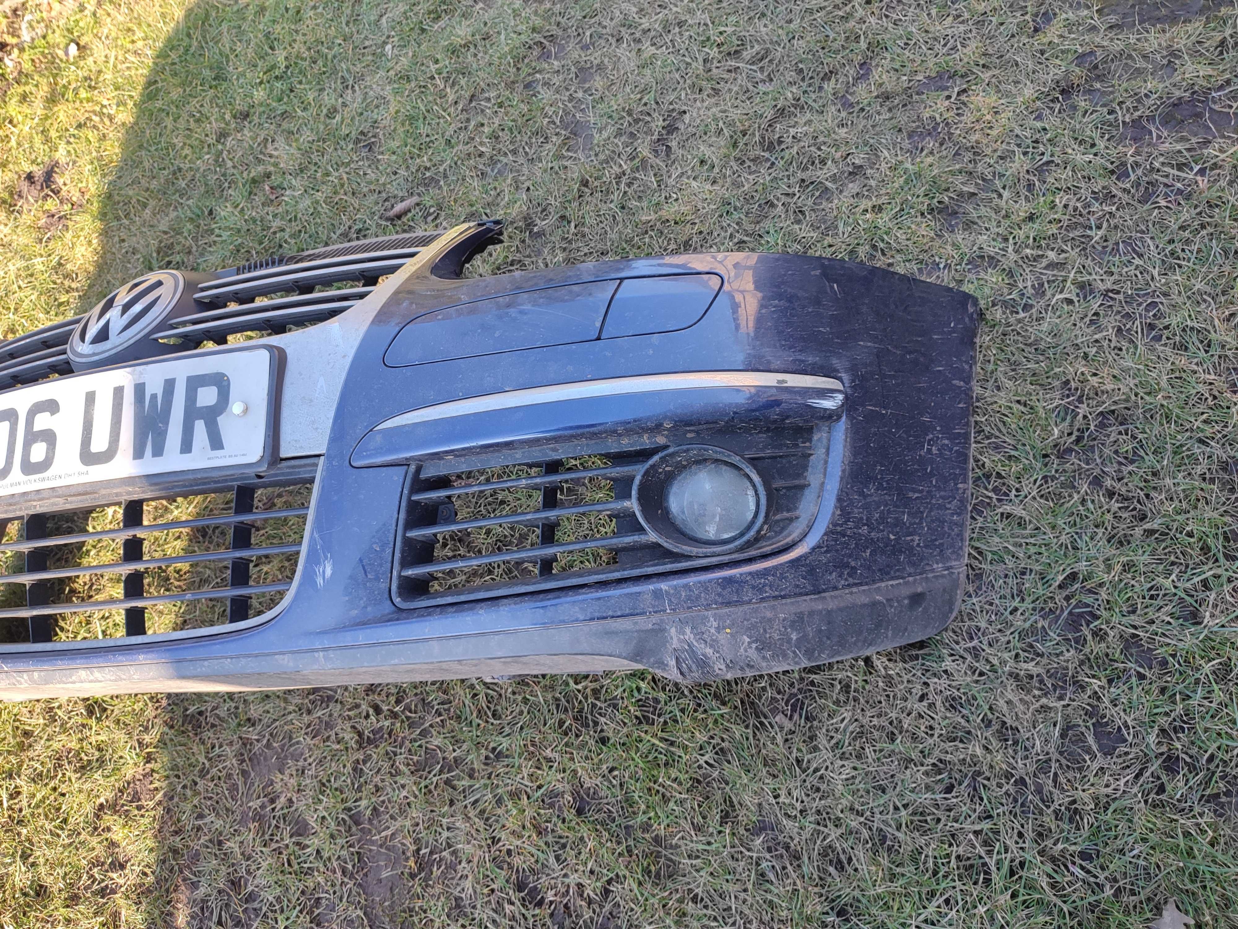 Zderzak przedni Vw Golf 5 kombi/ Jetta spryski