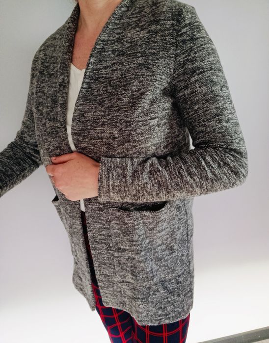 Kardigan, narzutka, długi sweter, r. 36