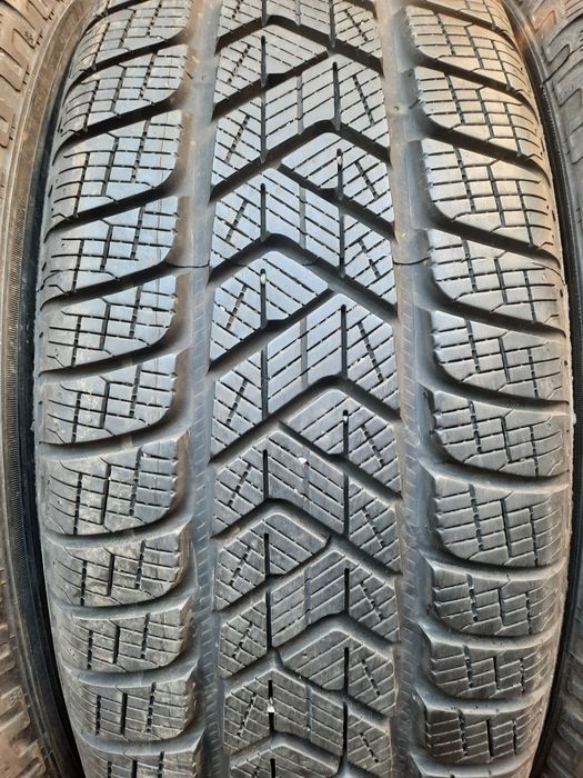 Зимові шини 215/65 R17 Pirelli Scorpion Winter SealInside4шт. 99% 2020