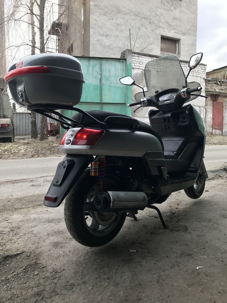 Максі скутер Ямаха Версіті 300 Yamaha Versity